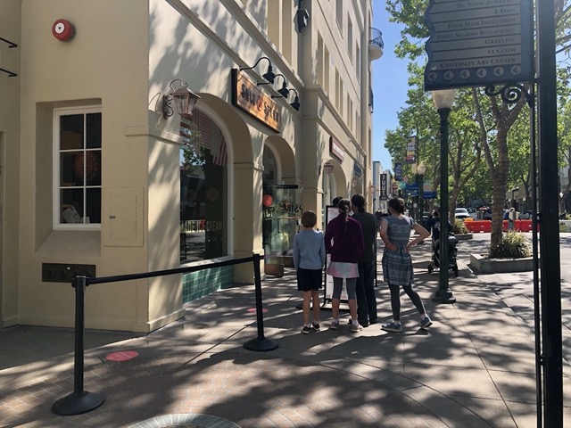 Then we head to Salt and Straw in Palo Alto for ice cream!