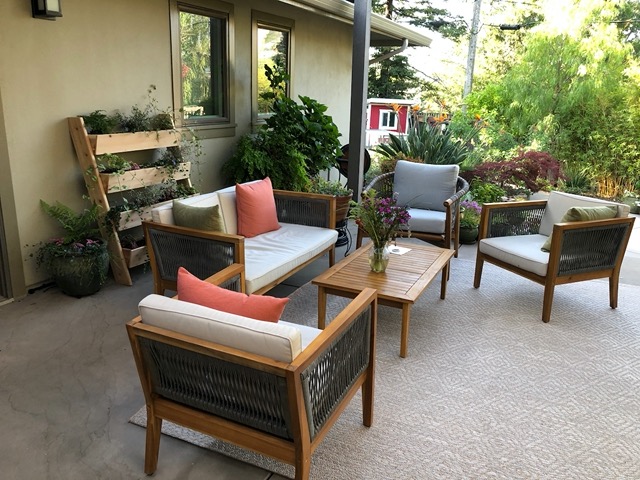 View of the seating area, basically another living room