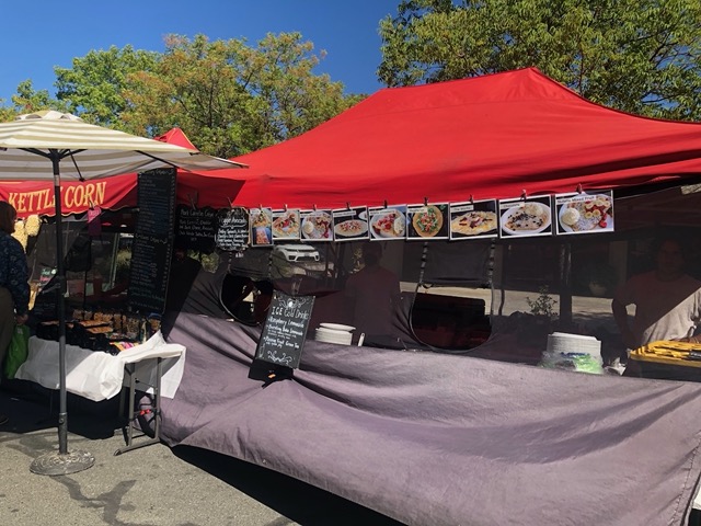 Thursday evening market in Los Altos
