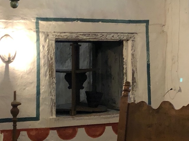 Pass-through window