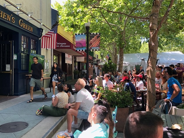 Passed a crowd on the way to the bookstore realized they were watching TV from the street!