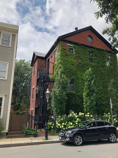 Heading into Charlestown.  Cool ivy-covered building