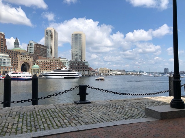 Some big yachts here (reminds me of Cannes or Monaco)