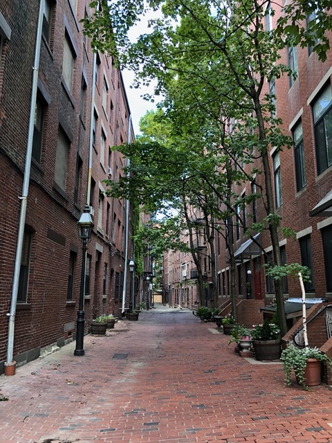 And kept going.  I love the old streets here