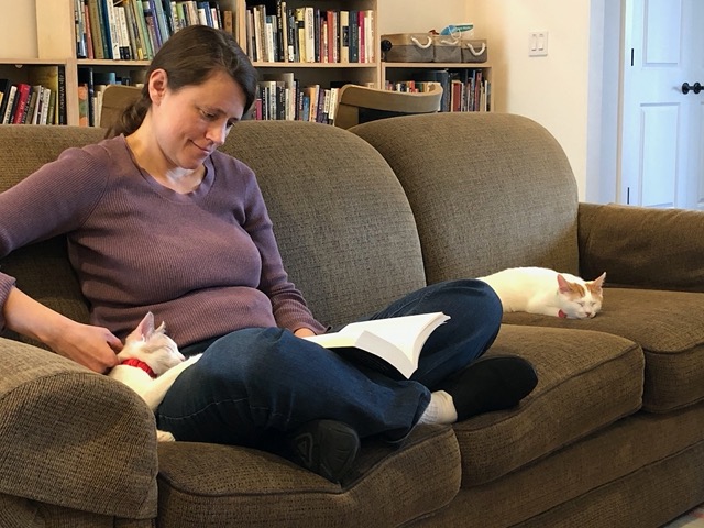 A few minutes later, back to napping