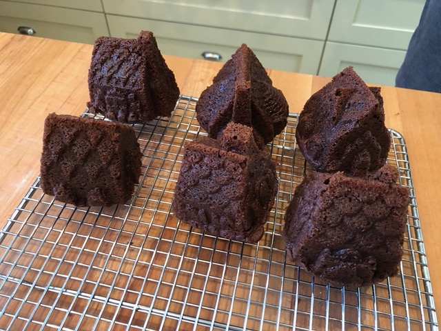 Cottage cakes